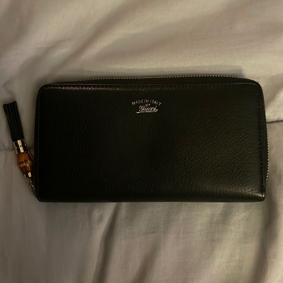 Gucci Black Leather Bamboo Tassel Zip Around Wallet - Picture 4 of 11